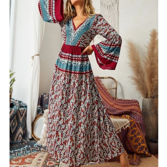 Boho Paisley Flounce Sleeve Backless Maxi Dress - Picture 6 of 8